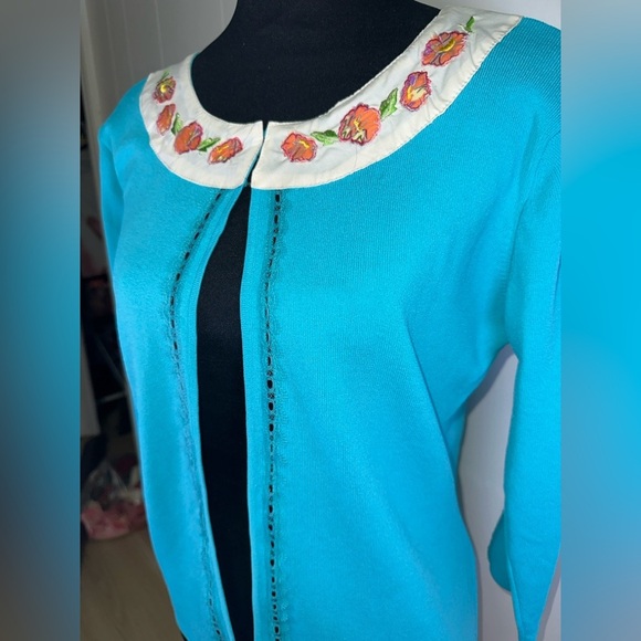VINTAGE NWT Joseph A. Embroidered Turquoise Sweater - Picture 4 of 10